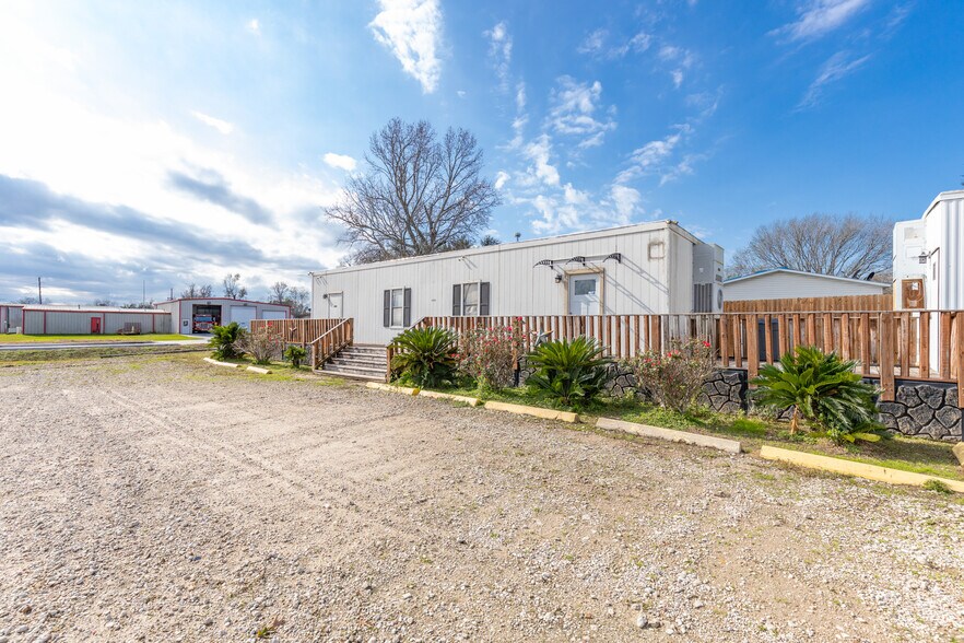 More Photos Of 24203 FM 2100 Rd, Huffman Office Residential For Sale