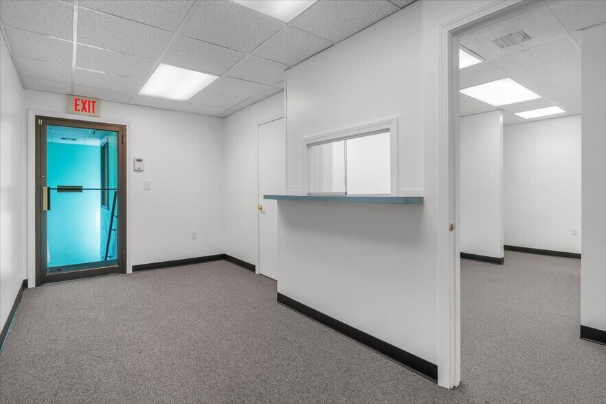 More Photos Of 478 Torrey St, Brockton Medical For Sale