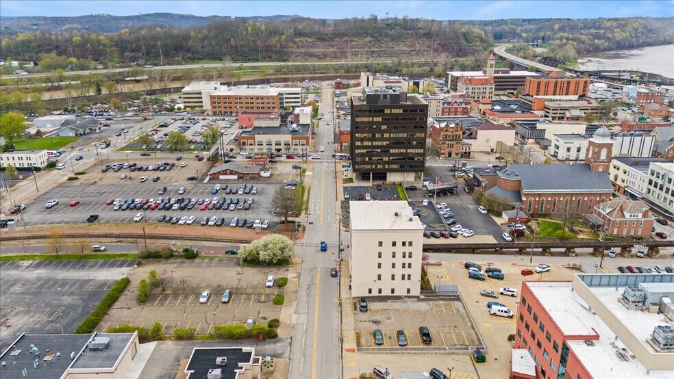 More Photos Of 601 Avery St, Parkersburg Office For Sale