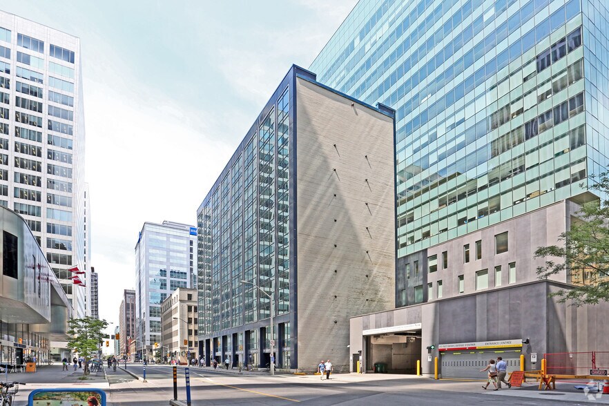 More Photos Of 251 Laurier Ave W, Ottawa Office For Lease