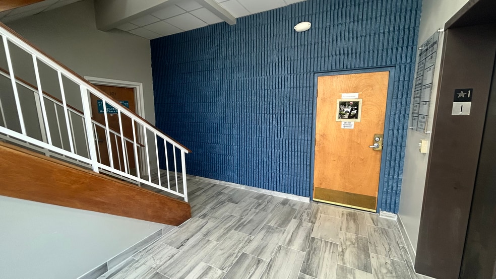 More Photos Of 503 N Orlando Ave, Cocoa Beach Office For Lease