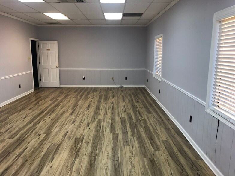 More Photos Of 1106 W 15th St, Hopkinsville Unknown For Lease
