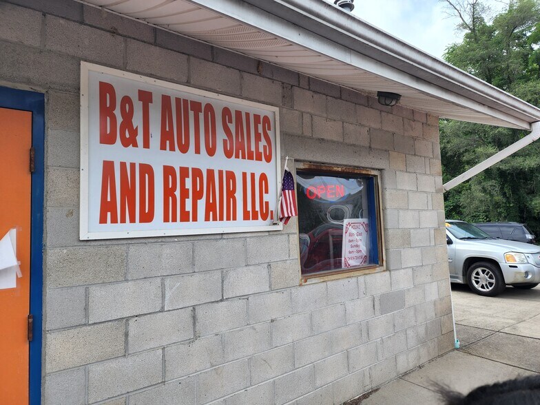 More Photos Of 2575 S High St, Columbus Auto Repair For Sale