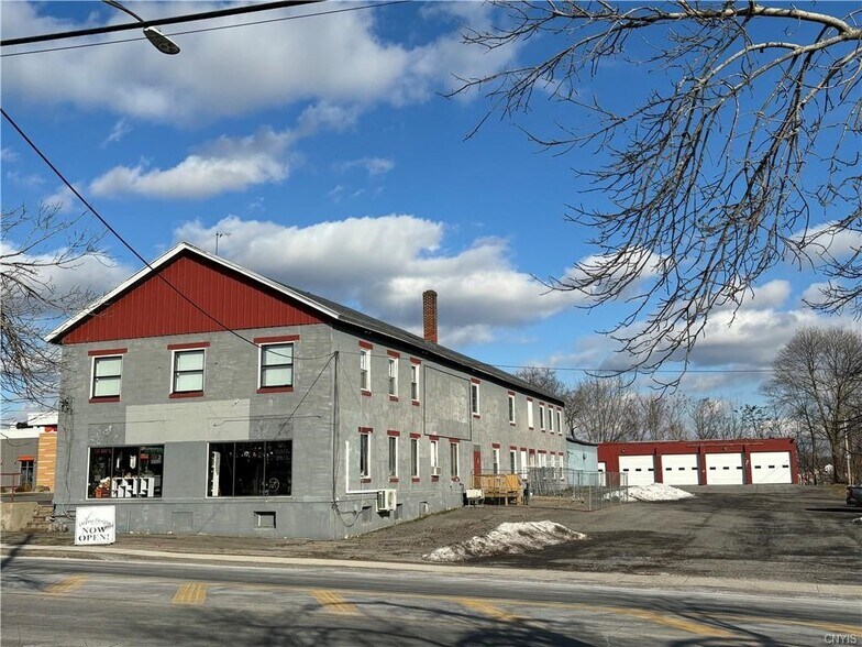 More Photos Of 15 W 1st St S, Fulton Freestanding For Sale