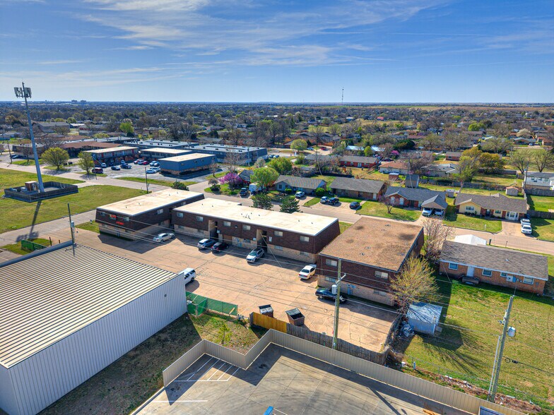 More Photos Of 6401 NW Oak Ave, Lawton Apartments For Sale