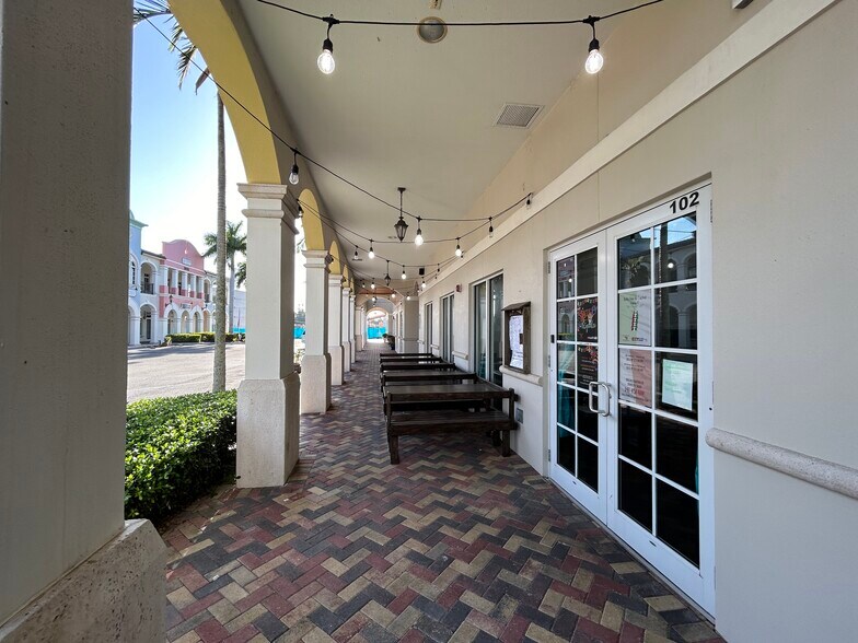 More Photos Of 3983 Destination Dr, Osprey Storefront Retail Office For Sale