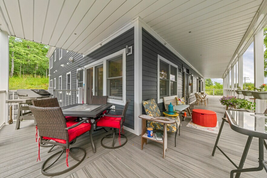 More Photos Of 812 Broad St, Milford Apartments For Sale
