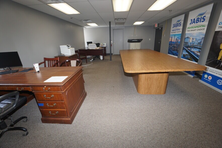 More Photos Of 12950 Haggerty Rd, Belleville Manufacturing For Lease