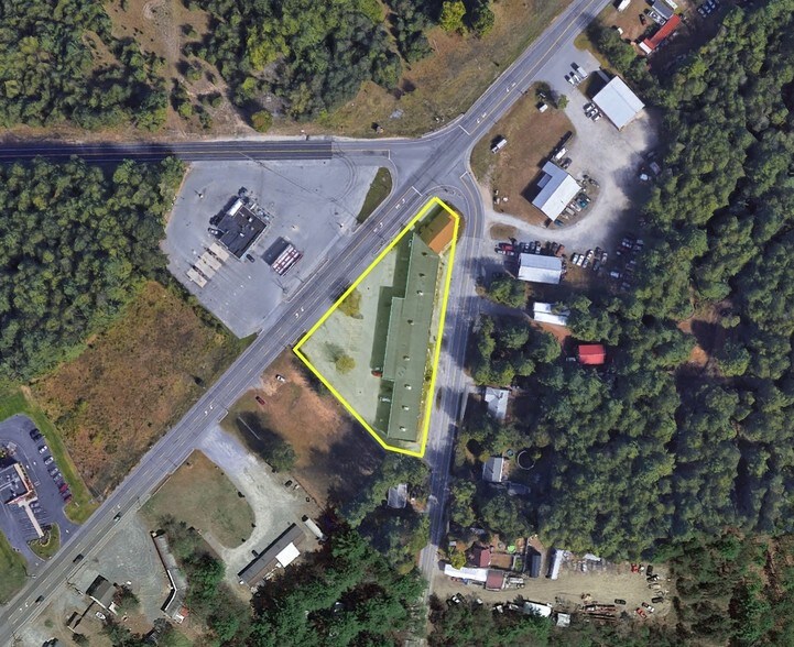 More Photos Of 1332-1348 Saratoga Rd, Gansevoort General Retail For Lease