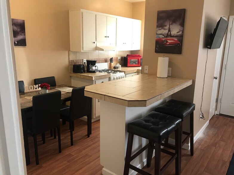 More Photos Of 4302 E Bellevue St, Tucson Apartments For Sale