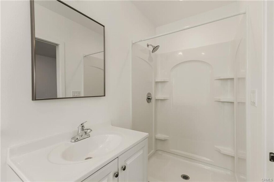 More Photos Of 552 N Cambridge St, Orange Multifamily For Sale