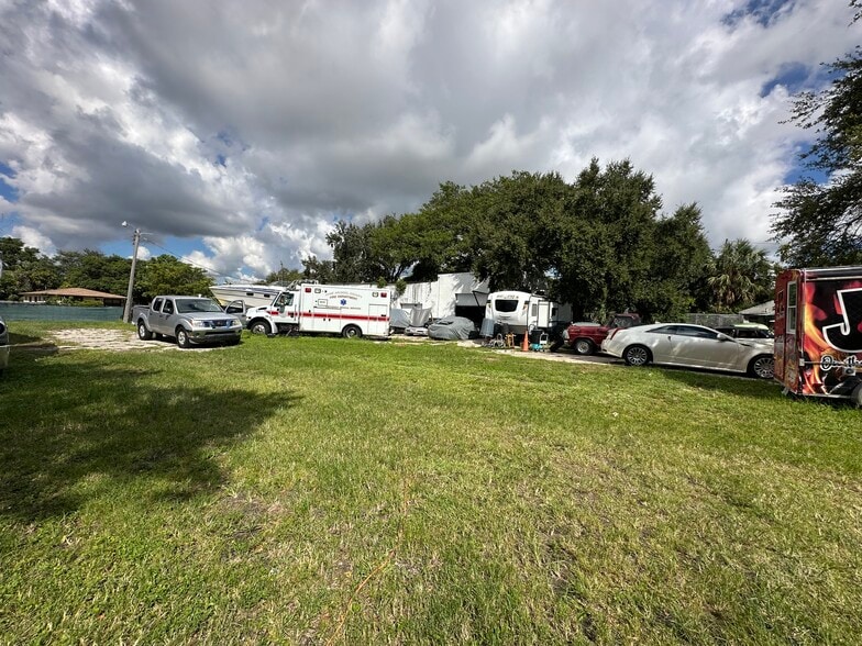 More Photos Of 112-115 NW 4 Ave, Dania Beach Warehouse For Lease