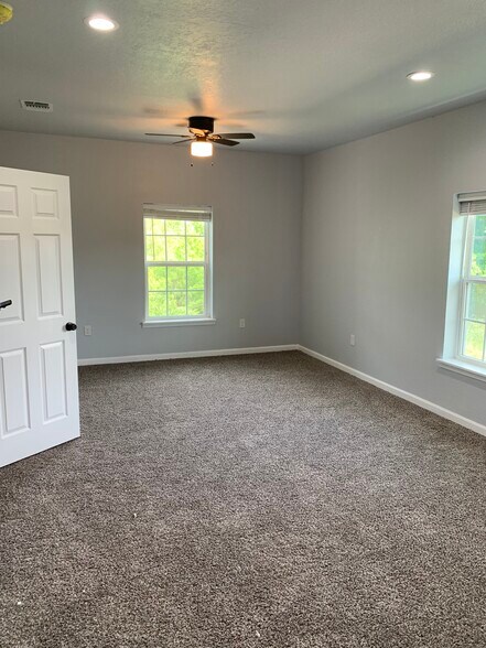 More Photos Of 10503 West Ave, San Antonio Apartments For Sale