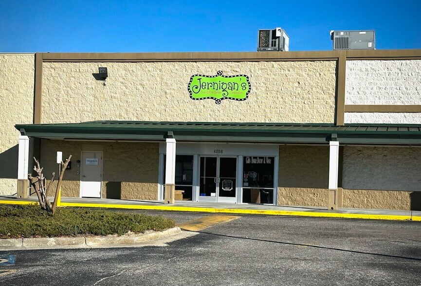 More Photos Of 4305B Fayetteville Road Rd, Lumberton General Retail For Lease