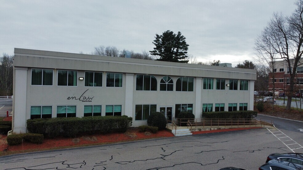 More Photos Of 1256 W Central St, Franklin Warehouse For Lease