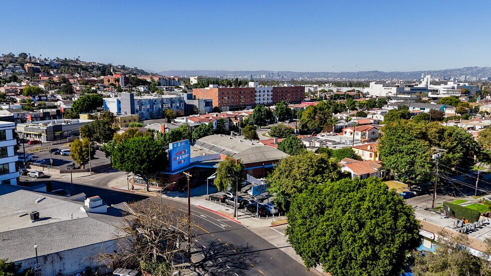 More Photos Of 3443 W 43rd St, Los Angeles Auto Repair For Sale