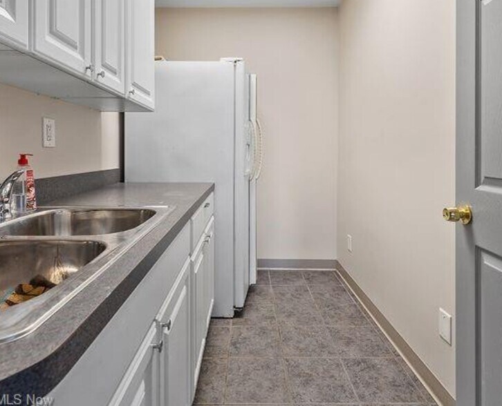 More Photos Of 201 Reed St, Spencer Light Manufacturing For Sale