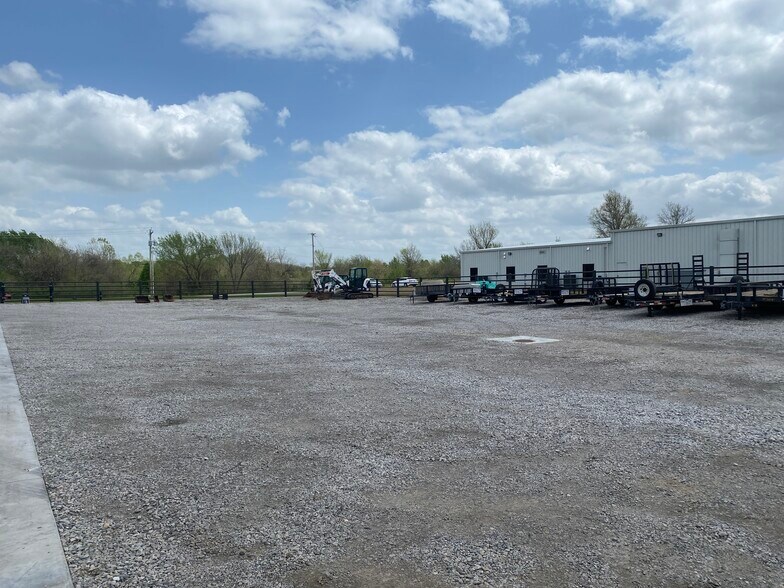 More Photos Of SWC Evans Rd & E 111th, Broken Arrow Unknown For Lease