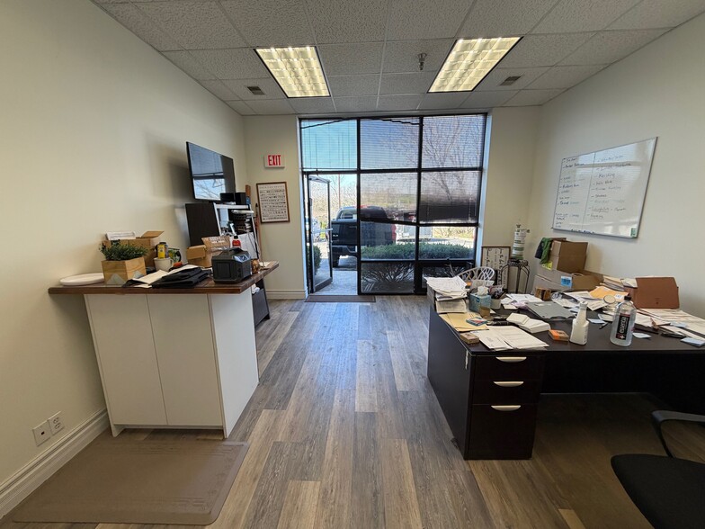 More Photos Of 1850 Taylor Ave, Louisville Office For Lease