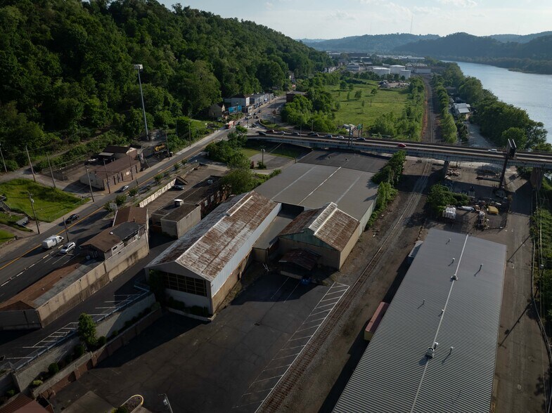 More Photos Of 6301 Butler St, Pittsburgh Warehouse For Sale