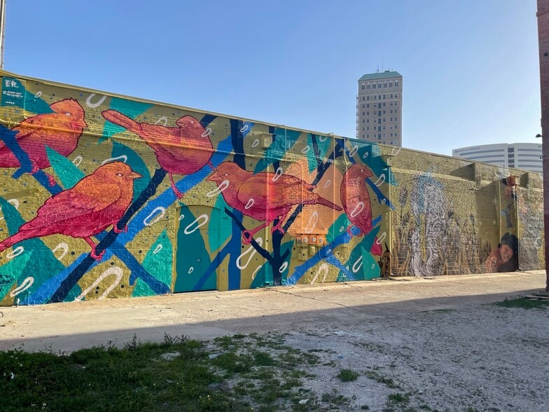 More Photos Of 304-308 Orleans St, Beaumont Storefront Retail Office For Lease