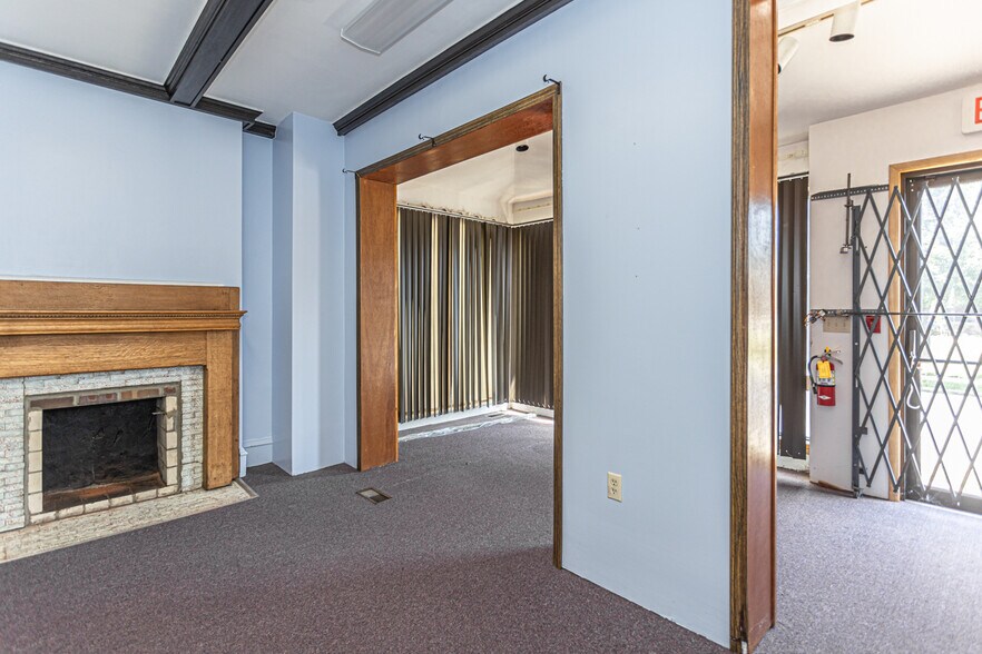 More Photos Of 100-102 W Fornance St, Norristown Medical For Sale