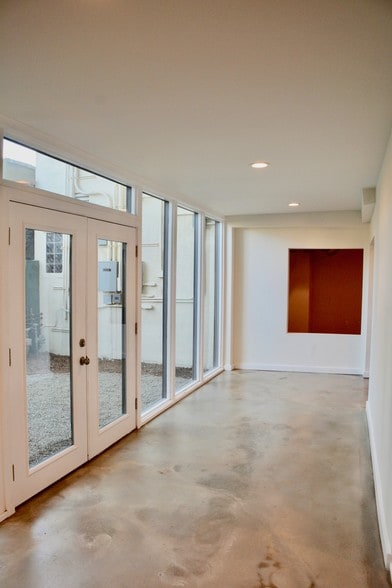 More Photos Of 13257-13259 Moorpark St, Sherman Oaks Office Residential For Sale
