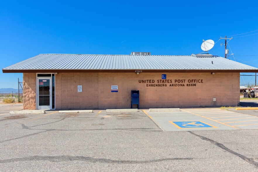 Primary Photo Of 49440 Ehrenberg Rd, Ehrenberg Office For Sale