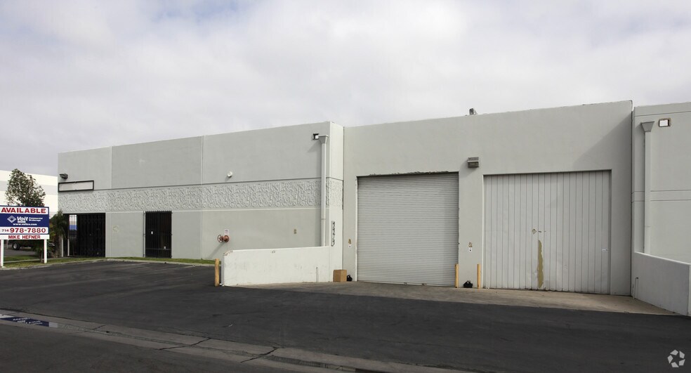More Photos Of 1171 N Armando St, Anaheim Manufacturing For Lease