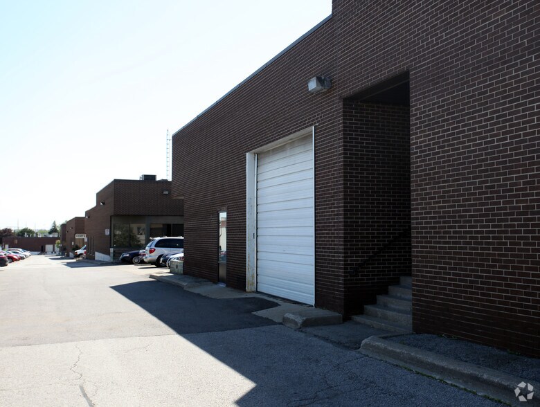 More Photos Of 151 Carlingview Dr, Toronto Manufacturing For Lease