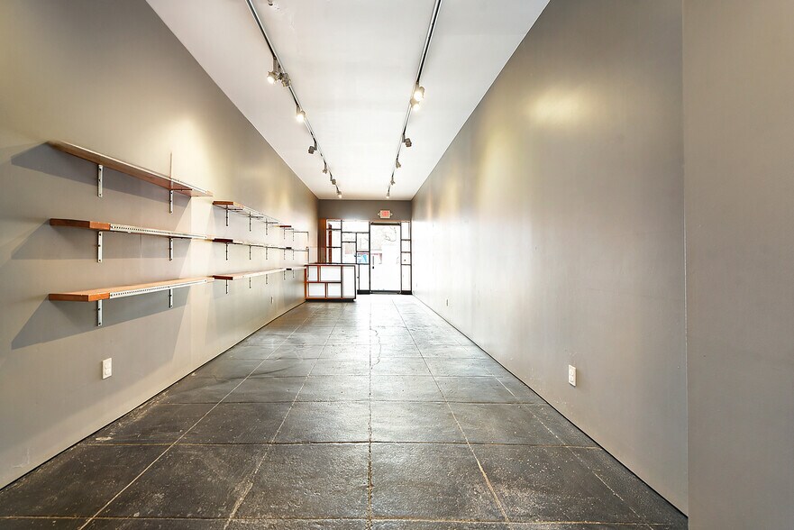 More Photos Of 5515 Penn Ave, Pittsburgh Storefront Retail Office For Sale
