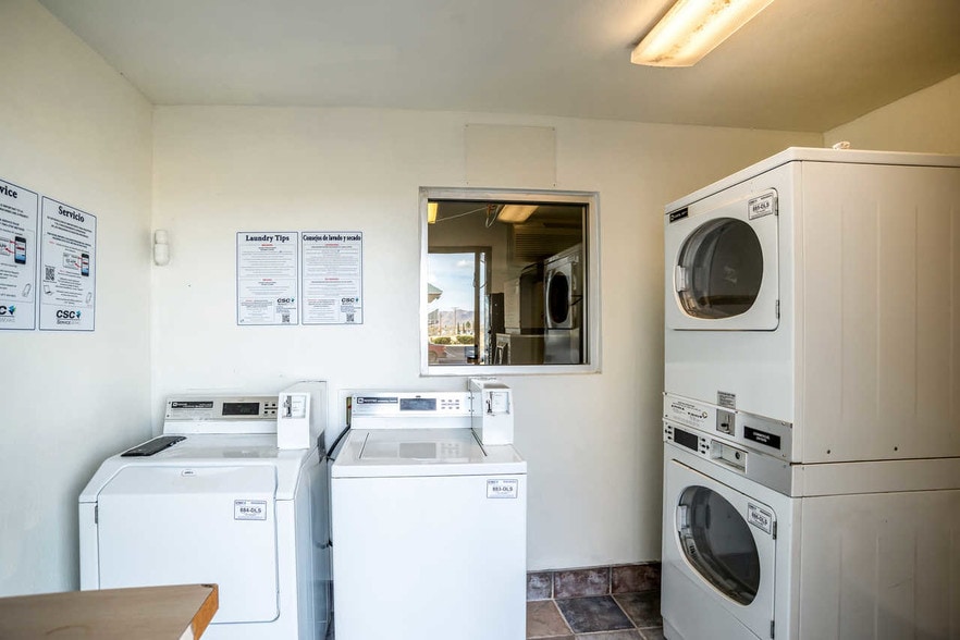 More Photos Of 921 N Bisbee Ave, Willcox Hotel For Sale