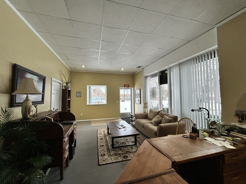 More Photos Of 3234 S Westnedge Ave, Kalamazoo Medical For Sale