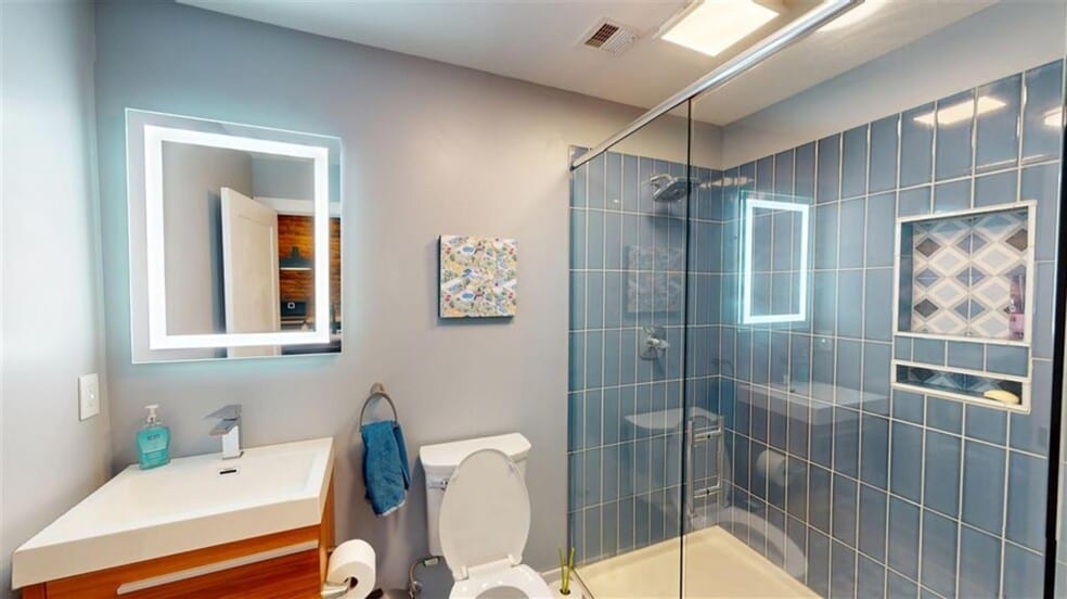 More Photos Of 109 E Main St, Glasgow Storefront Retail Residential For Sale