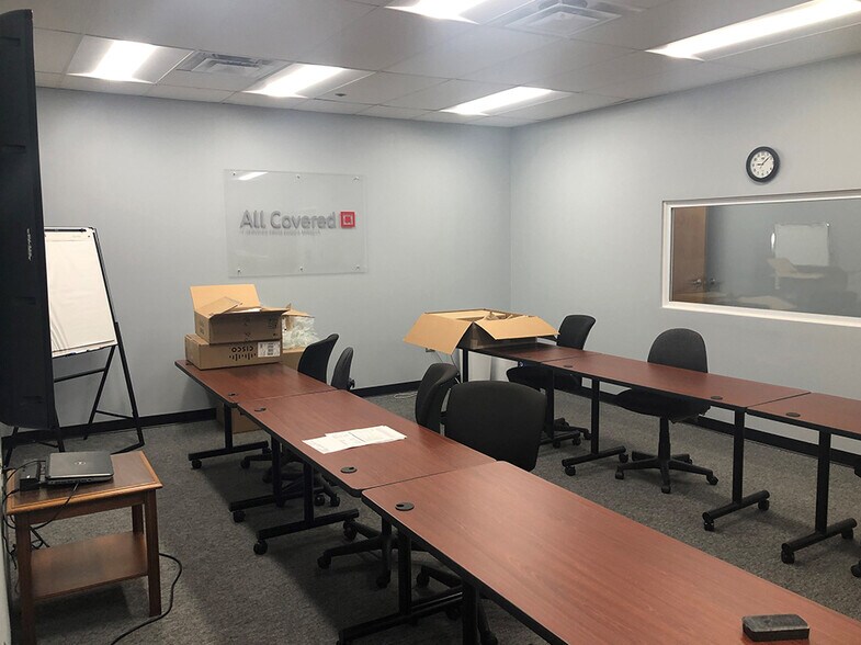 More Photos Of 1332 Londontown Blvd, Eldersburg Light Distribution For Lease