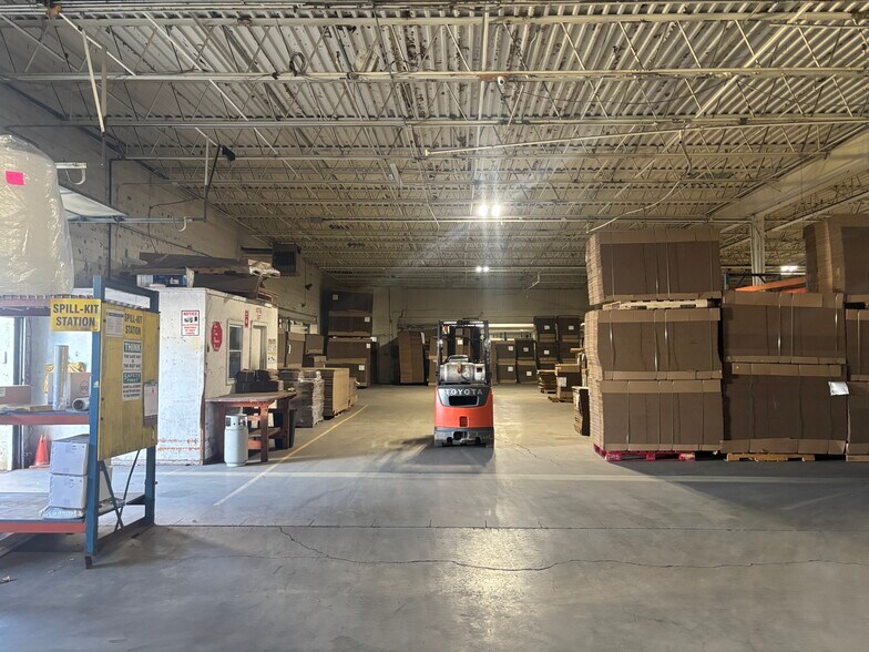 More Photos Of 55-R Pawtucket Ave, Rumford Warehouse For Sale