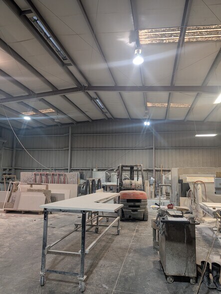 More Photos Of 1915 60th Pl E, Bradenton Industrial For Sale