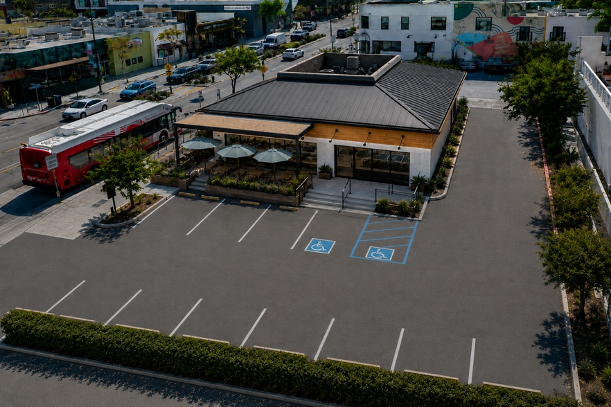 Primary Photo Of 3152 University Ave, San Diego Restaurant For Lease
