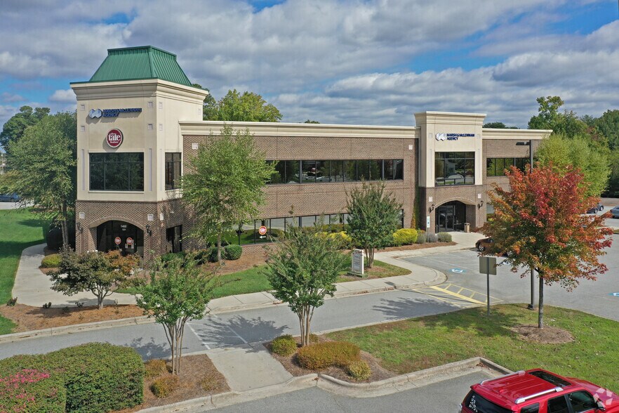 More Photos Of 1400 Eastchester Dr, High Point Office For Sale