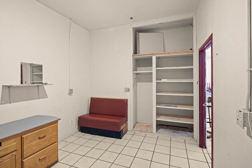 More Photos Of 1481 AZ-89A Hwy, Clarkdale Specialty For Sale