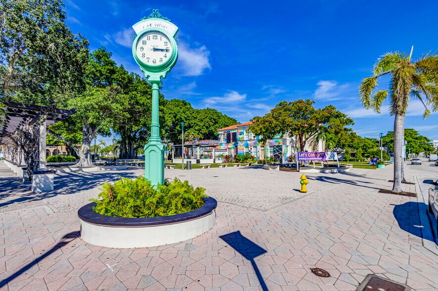 More Photos Of 905 N Federal Hwy, Lake Worth Beach Hotel For Sale