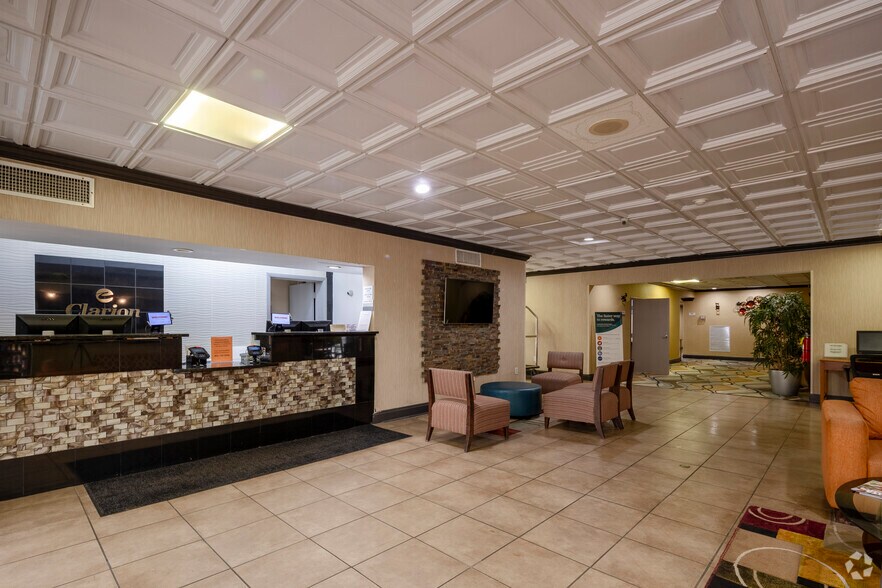 More Photos Of 500 Chris Dr, West Columbia Hotel For Sale