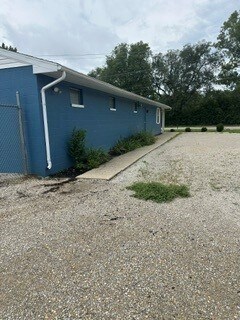 More Photos Of 305 N Ohio St, Greenville Office For Lease