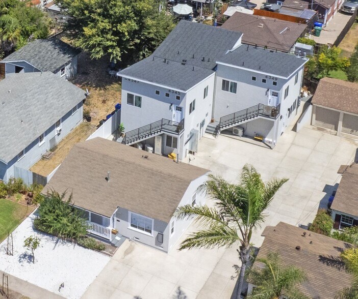More Photos Of 4343 Bancroft St, San Diego Multifamily For Sale