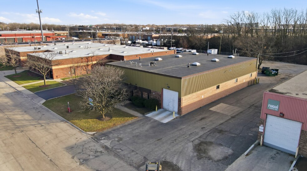 More Photos Of 731 Morse Ave, Schaumburg Manufacturing For Sale