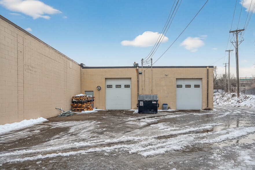 More Photos Of 5201 Lakeland Ave N, Minneapolis Industrial For Sale