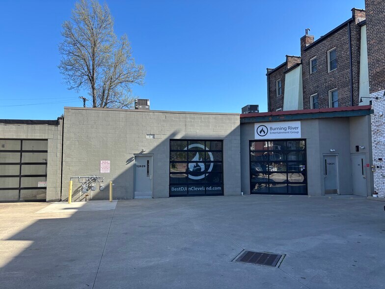 More Photos Of 12621-12631 Larchmere Blvd, Cleveland Apartments For Lease