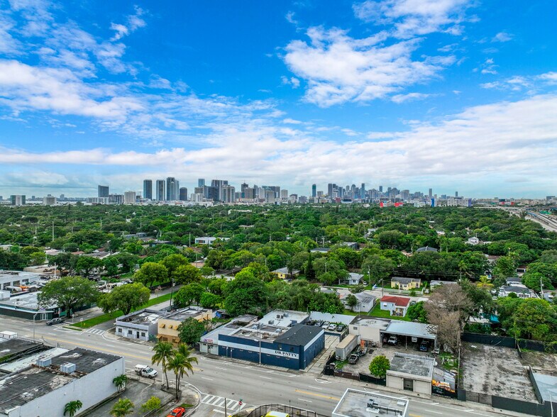 More Photos Of 530 NW 54th St, Miami Office For Lease