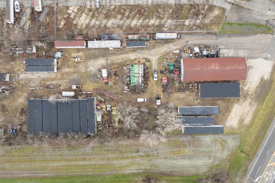 More Photos Of 9633 Fremont Pike, Perrysburg Warehouse For Sale