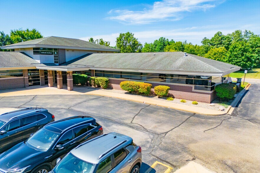 More Photos Of 10484 Citation Dr, Brighton Medical For Sale